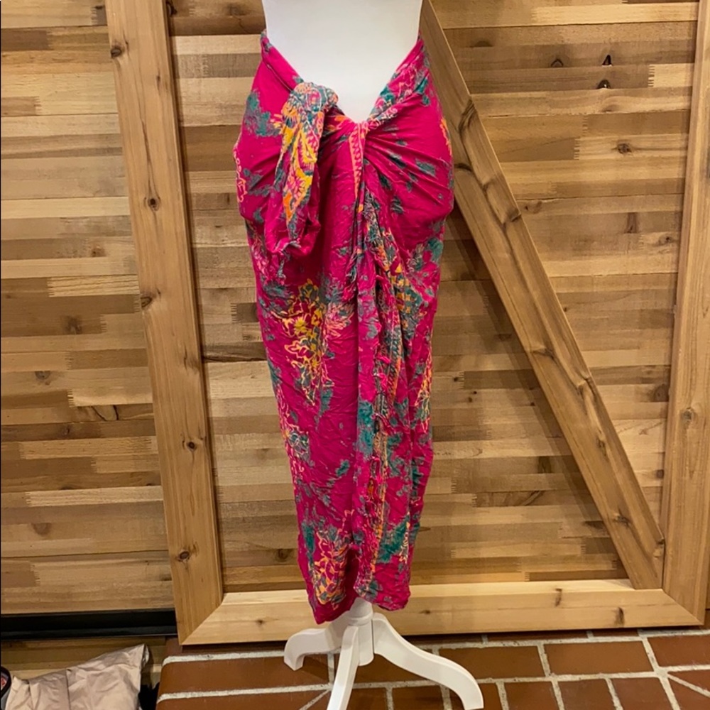 EUC women’s sarong